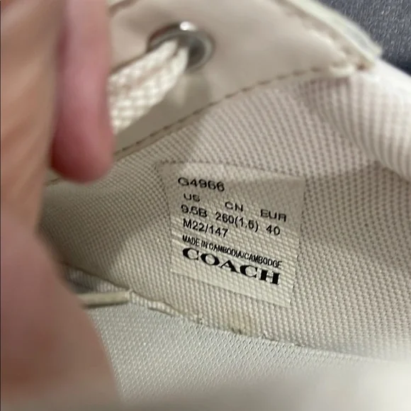 COACH- Clip Leather Low Top Chalk Sneakers- 9.5B - Picture 9 of 14